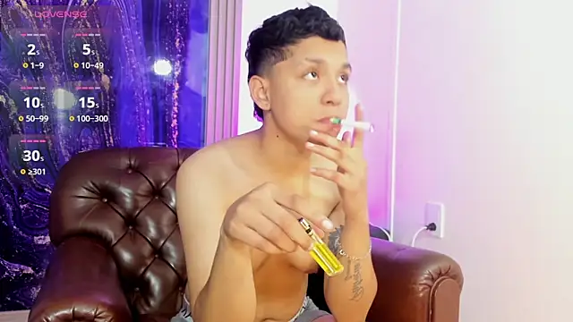 ale_clark's cam snapshot