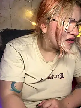 Sophia_Weest99 live sex cam