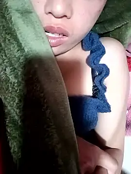 llomayy-love live sex cam