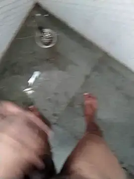 Maddie9211 live sex cam