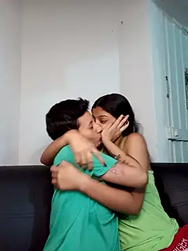 Mei_and_Gaby live sex cam