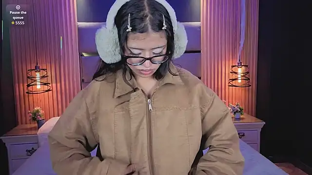 AlanaWalker9 live sex cam