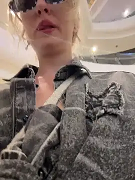 RonnieKiss's cam snapshot