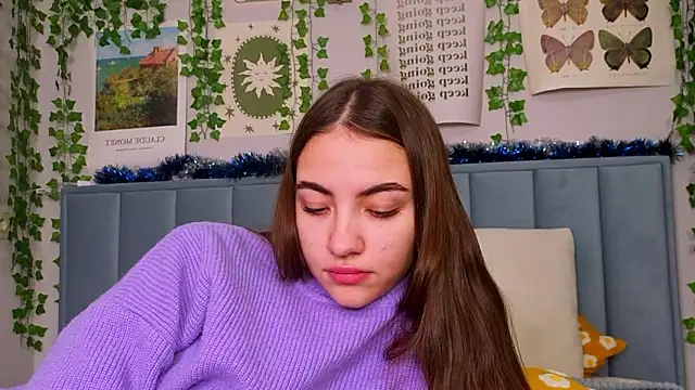 Fit_Brunette_ live sex cam