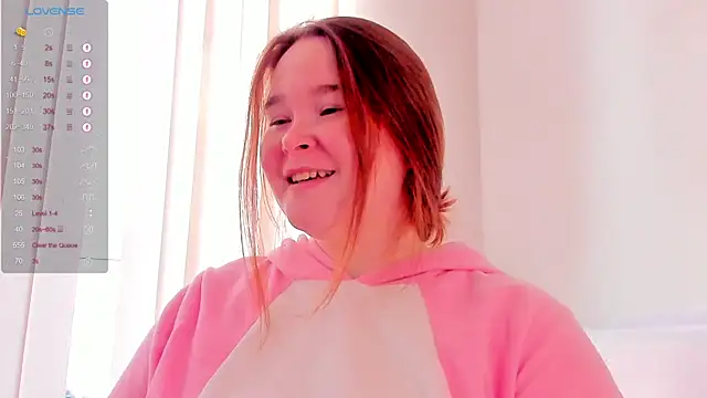 DebbieWoood's cam snapshot