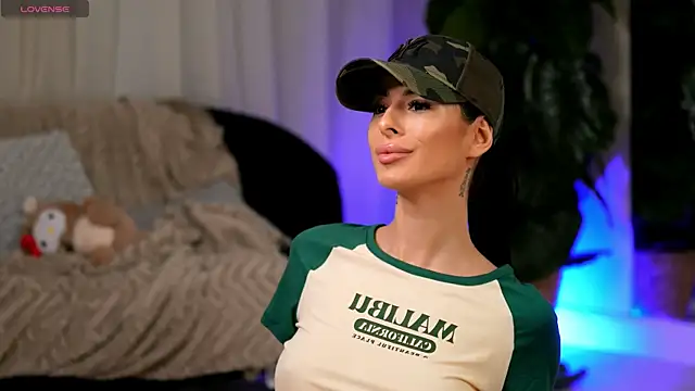 EvaAmanti's cam snapshot