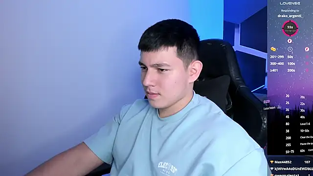 JamesCr_'s cam snapshot