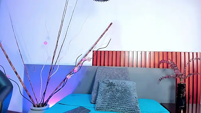 EllaVillaluna live sex cam