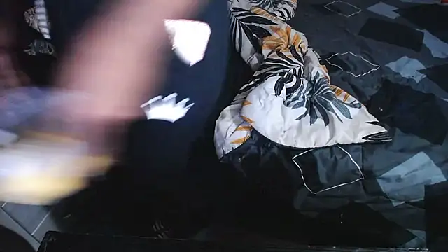 LeilaLopez live sex cam