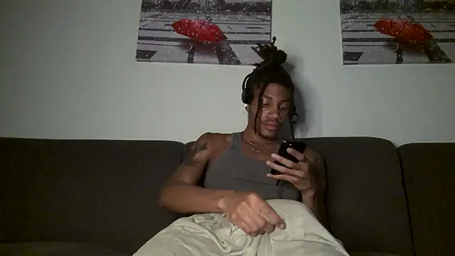 BlackBullTitus live sex cam