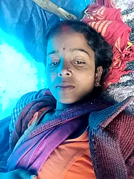 Alisha_beby143 live sex cam