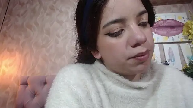 EmmaCowperr's cam snapshot