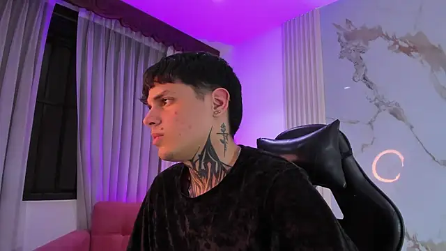 Declan-Fox live sex cam