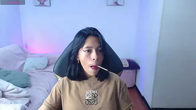 Kittie_nala_'s cam snapshot