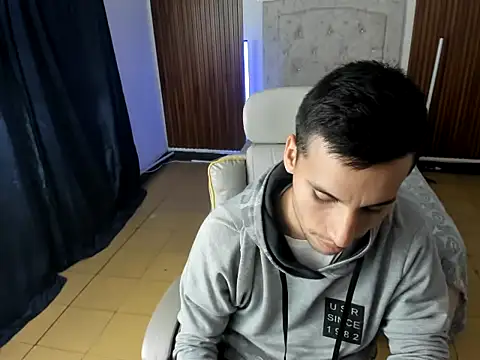 junior_caicer's cam snapshot