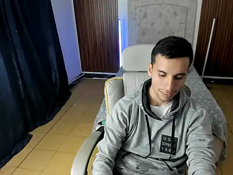 junior_caicer's cam snapshot