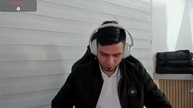 Rick_Adams's cam snapshot