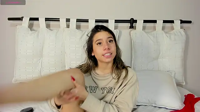 Rachell_criss's cam snapshot