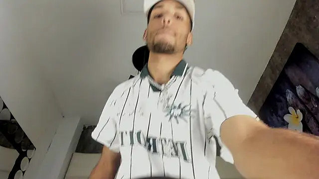 Thiagoferreti live sex cam