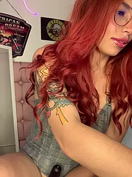 PrettyChloe_'s cam snapshot