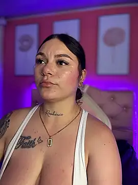 Megaan__More's cam snapshot