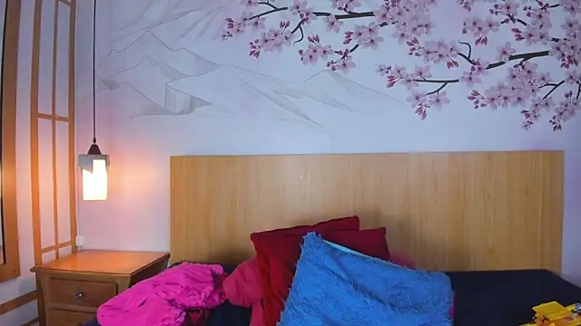 Laura_Torress's cam snapshot