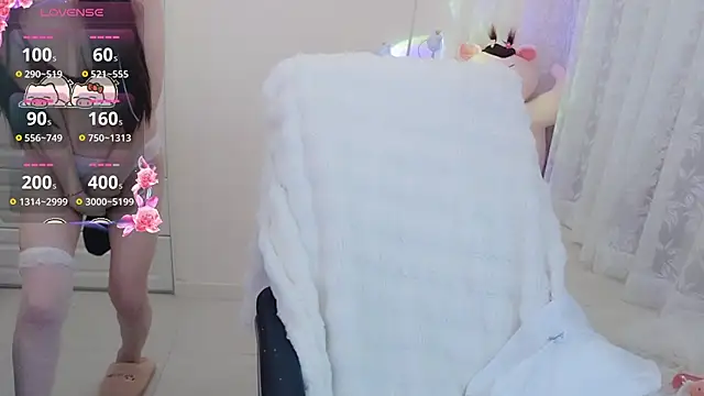 Coco-Di live sex cam