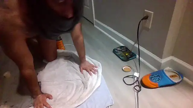 StroknGoon69 live sex cam