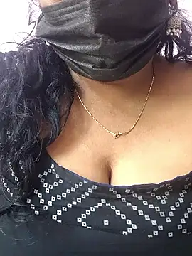 mallu-sumi live sex cam