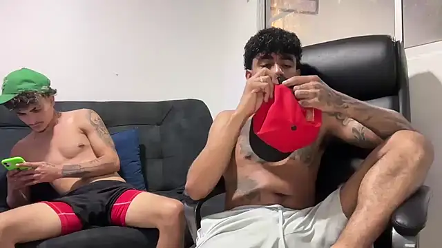 dominic_brandd23 live sex cam