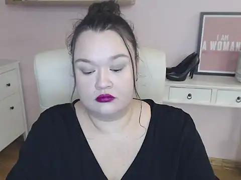 HollyDanceSoul's cam snapshot