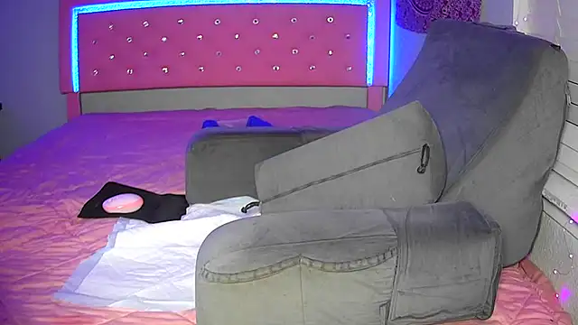 Tatithegoddess live sex cam