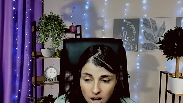 MartaEdams's cam snapshot