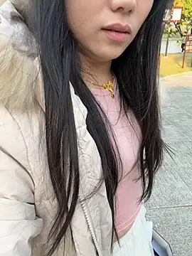 ella-ys's cam snapshot