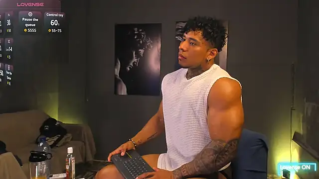 bradley_smith live sex cam