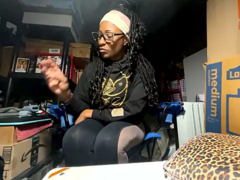 wynterheat live sex cam