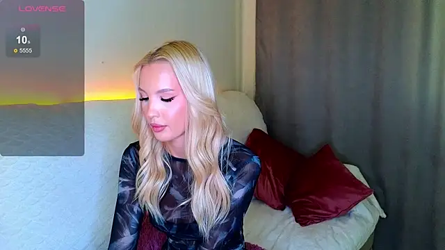 _Cutiefull_Lion_ live sex cam