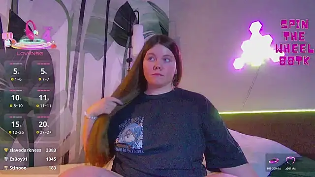 RubyValen live sex cam