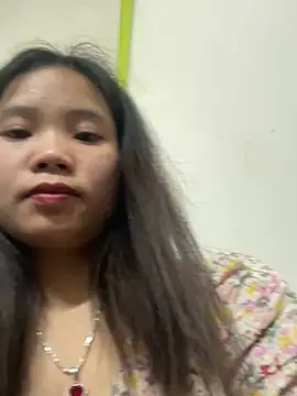 Ngoc-bbi live sex cam