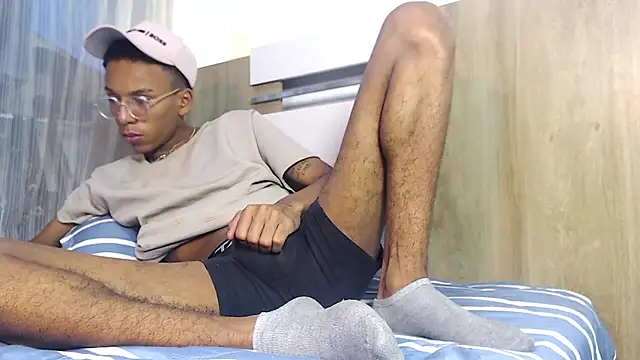 DavidLondo live sex cam