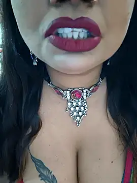 YR-SHIVANI live sex cam