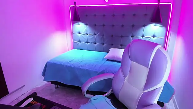 SallyKitty_'s cam snapshot