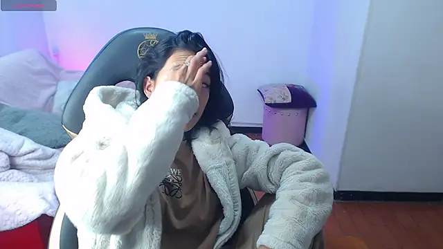 Kittie_nala_'s cam snapshot