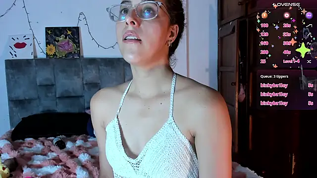 Isangel_'s cam snapshot