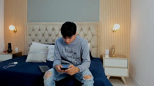 Maxii18_ live sex cam