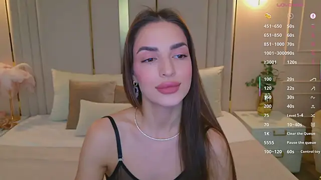 BellaHalles live sex cam