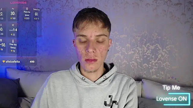 Robbin_Blaze's cam snapshot