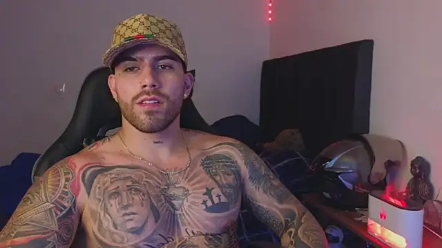 Ades_Lowe live sex cam