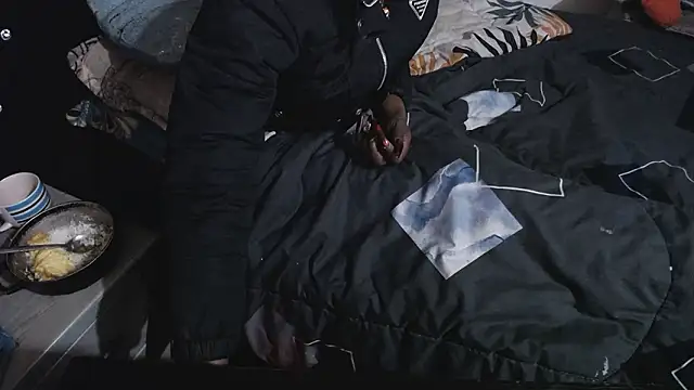 LeilaLopez live sex cam