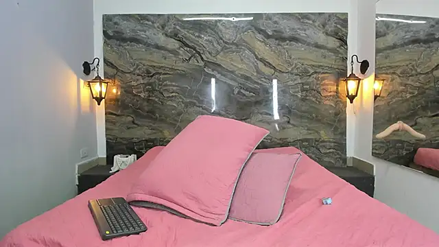 Skarleth_queen live sex cam